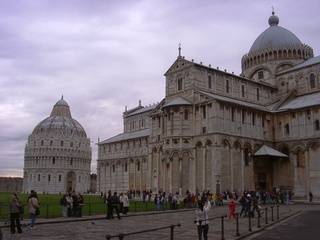 Pisa: Baptisterium und Dom