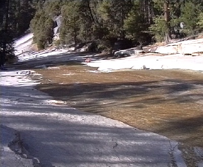 568 Yosemite Wasserrutsche